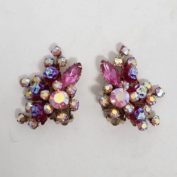 Molded Lava Glass and Aurora Borealis Rhinestone Juliana Style Spray Earrings - Picture 3 of 10